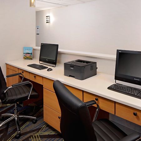 Holiday Inn Express Harrisburg East By Ihg Exterior photo