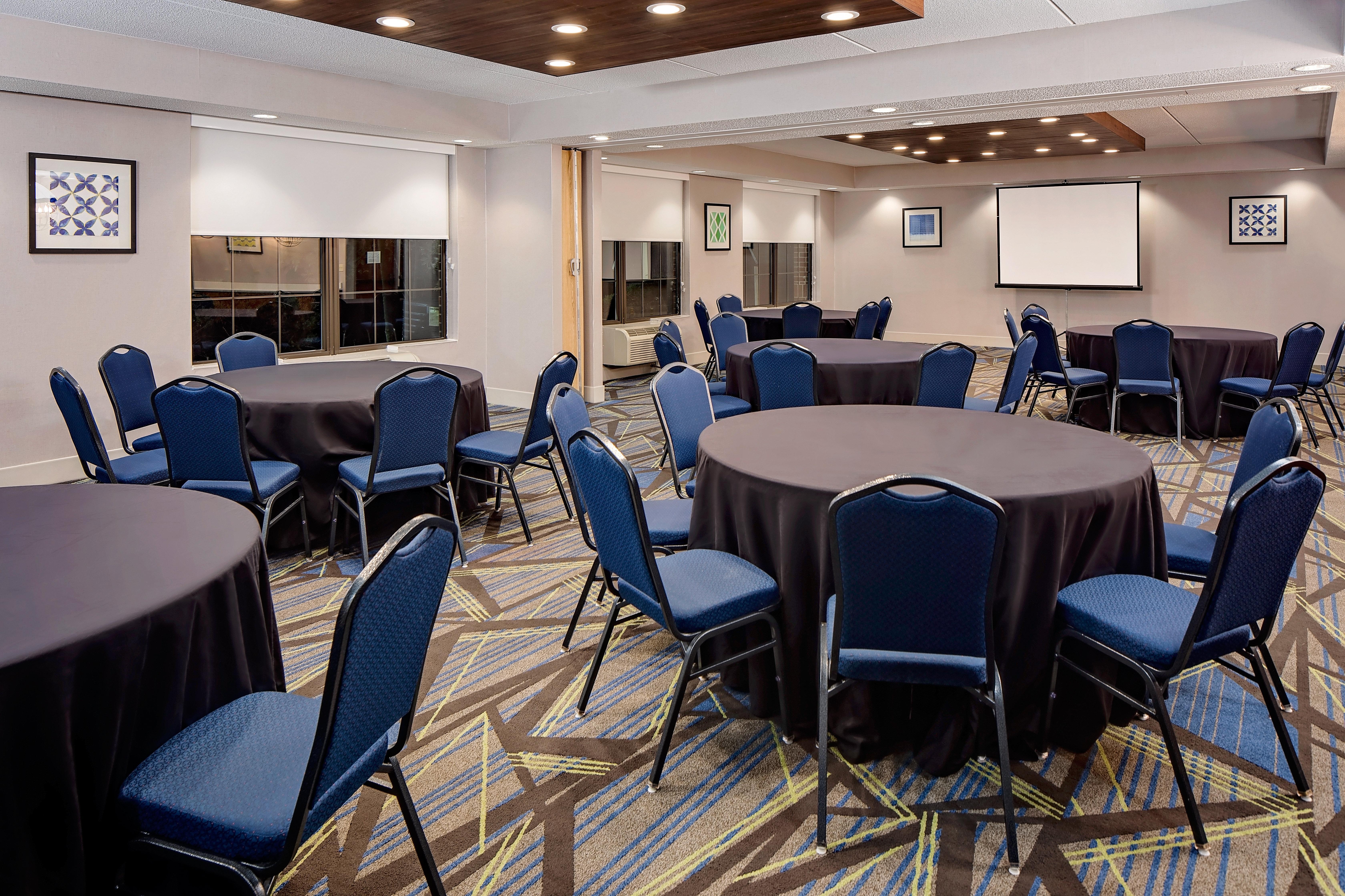 Holiday Inn Express Harrisburg East By Ihg Exterior photo