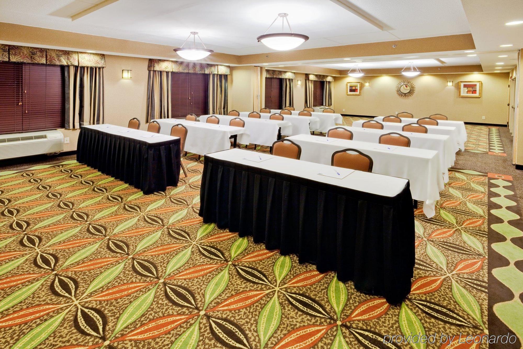 Holiday Inn Express Harrisburg East By Ihg Exterior photo
