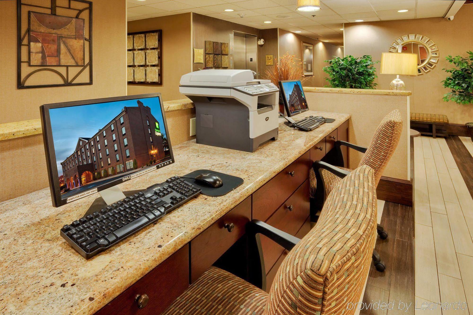 Holiday Inn Express Harrisburg East By Ihg Exterior photo