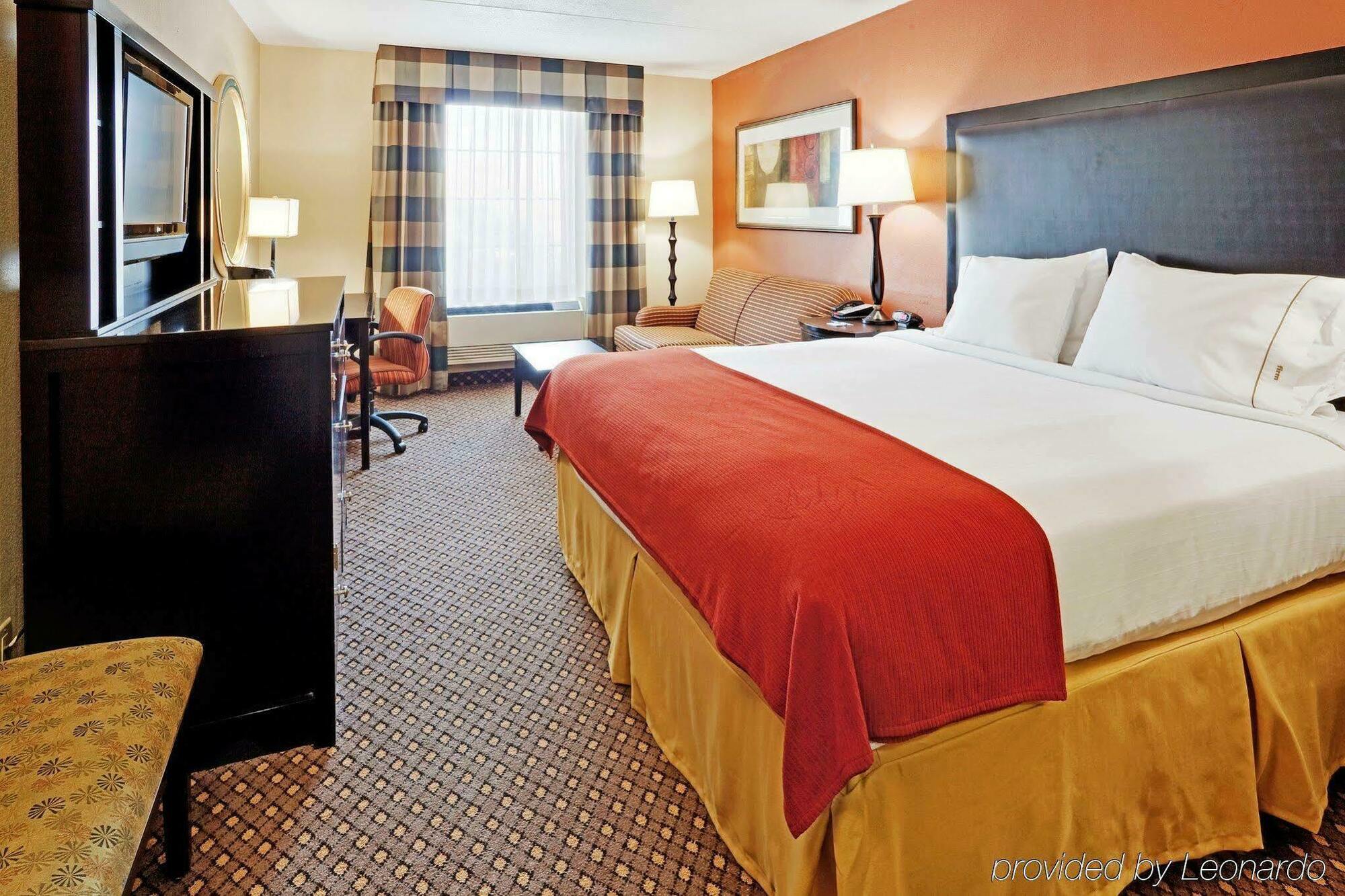 Holiday Inn Express Harrisburg East By Ihg Room photo