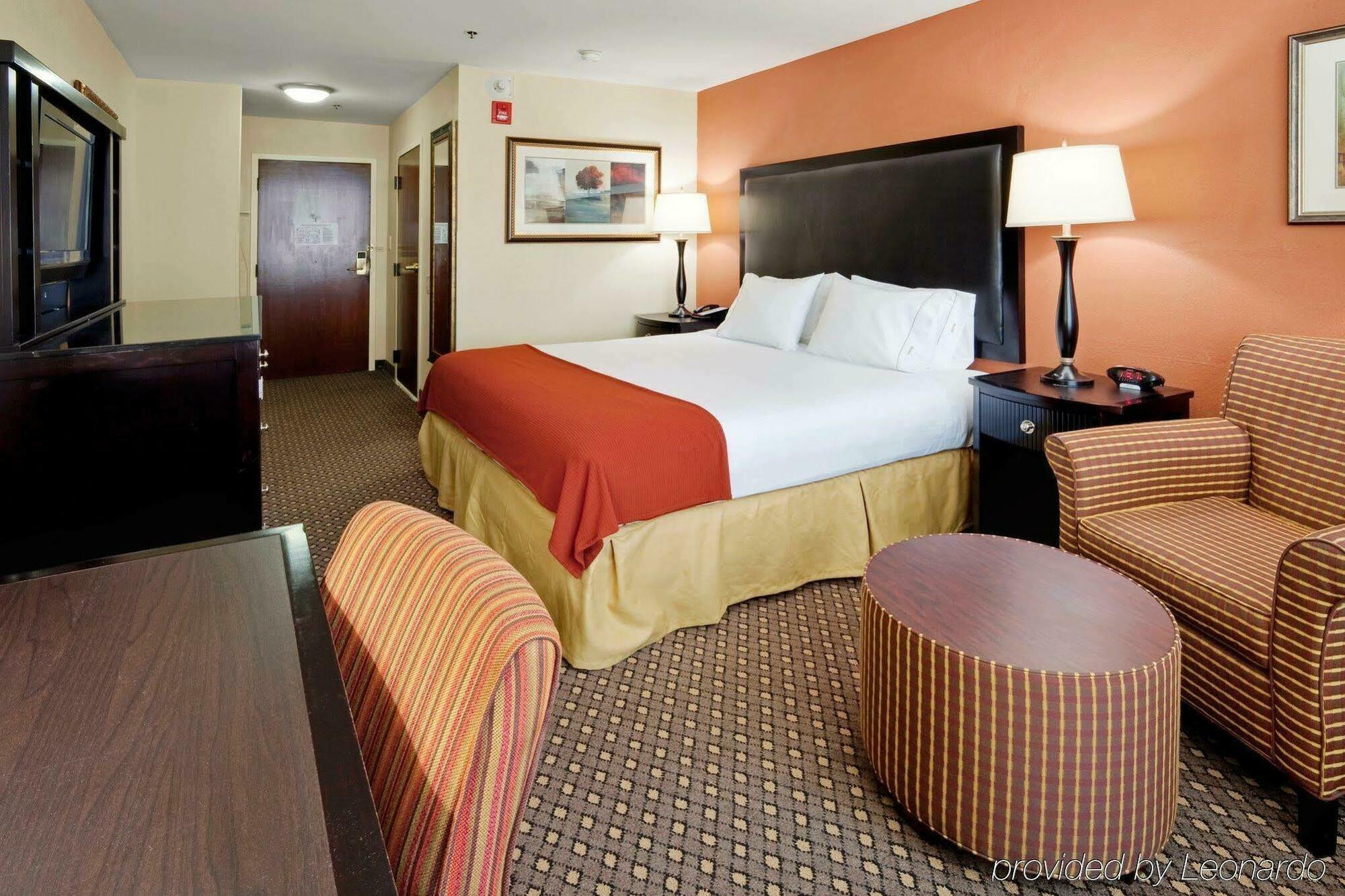 Holiday Inn Express Harrisburg East By Ihg Room photo